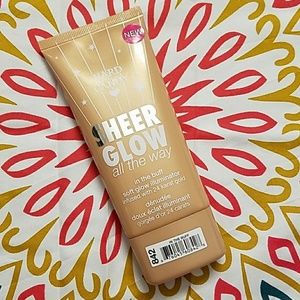 Hard Candy Sheer Glow Face and Body Illuminator